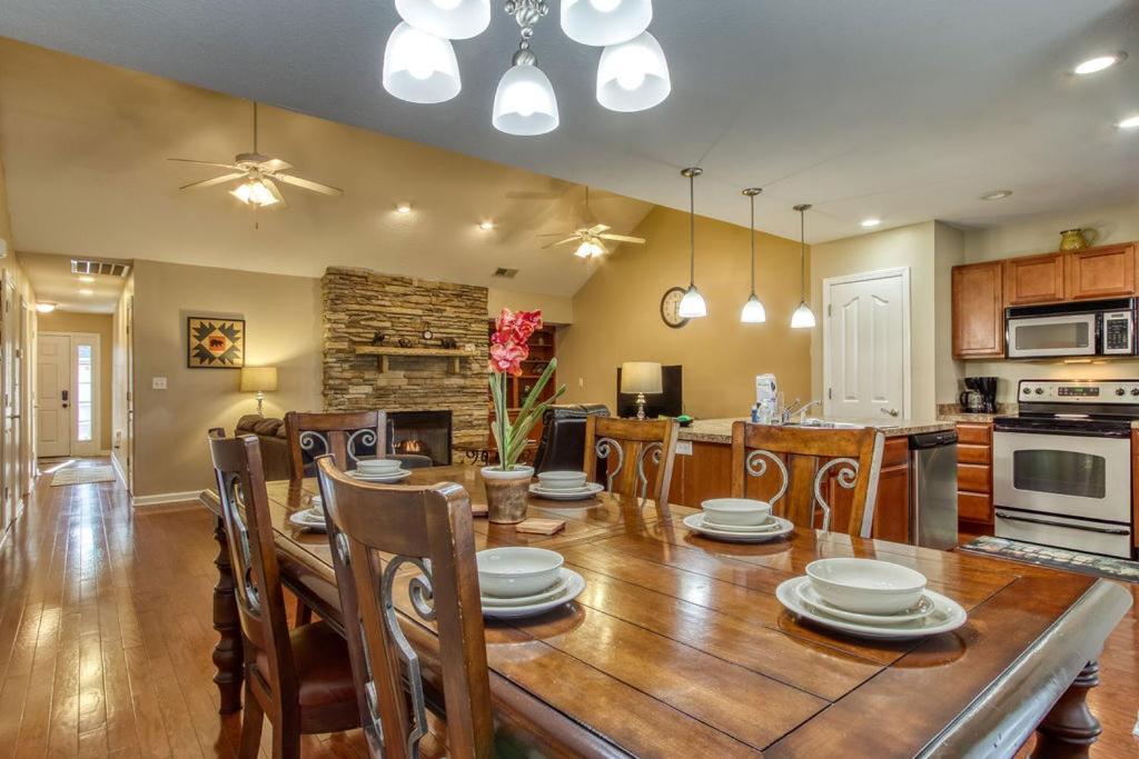 A Happy Cottage- Get 951 Worth Of Free Area Attraction Tickets For Each Paid Day! Pigeon Forge Bagian luar foto