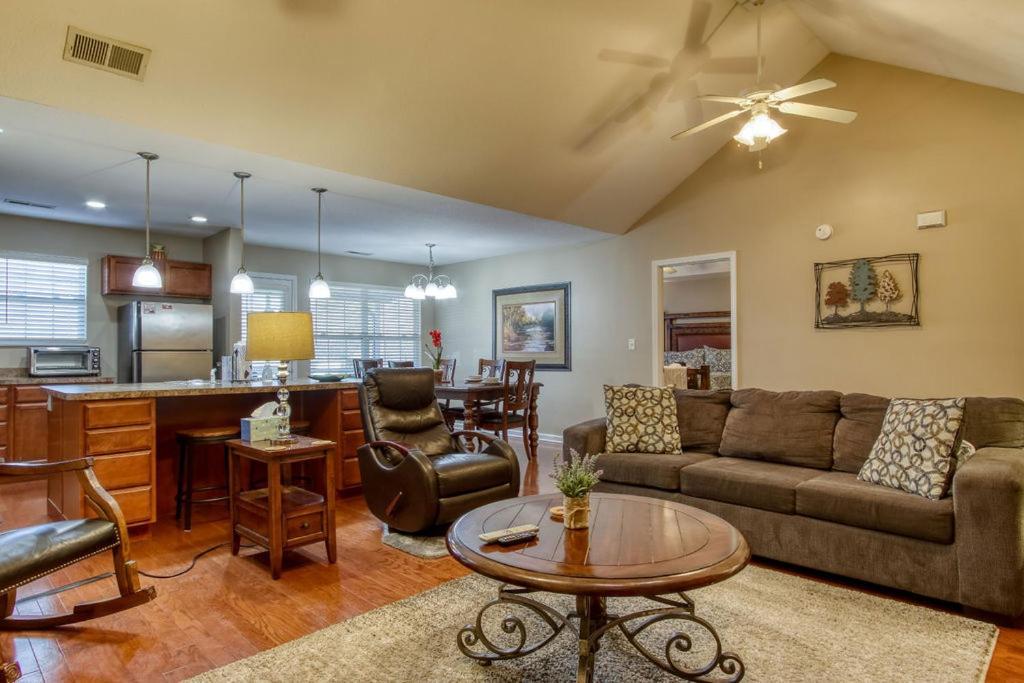 A Happy Cottage- Get 951 Worth Of Free Area Attraction Tickets For Each Paid Day! Pigeon Forge Bagian luar foto