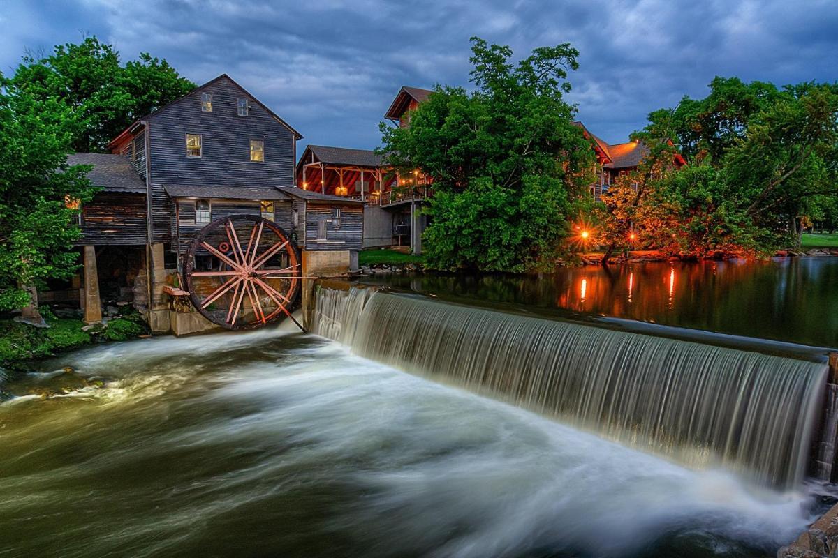 A Happy Cottage- Get 951 Worth Of Free Area Attraction Tickets For Each Paid Day! Pigeon Forge Bagian luar foto